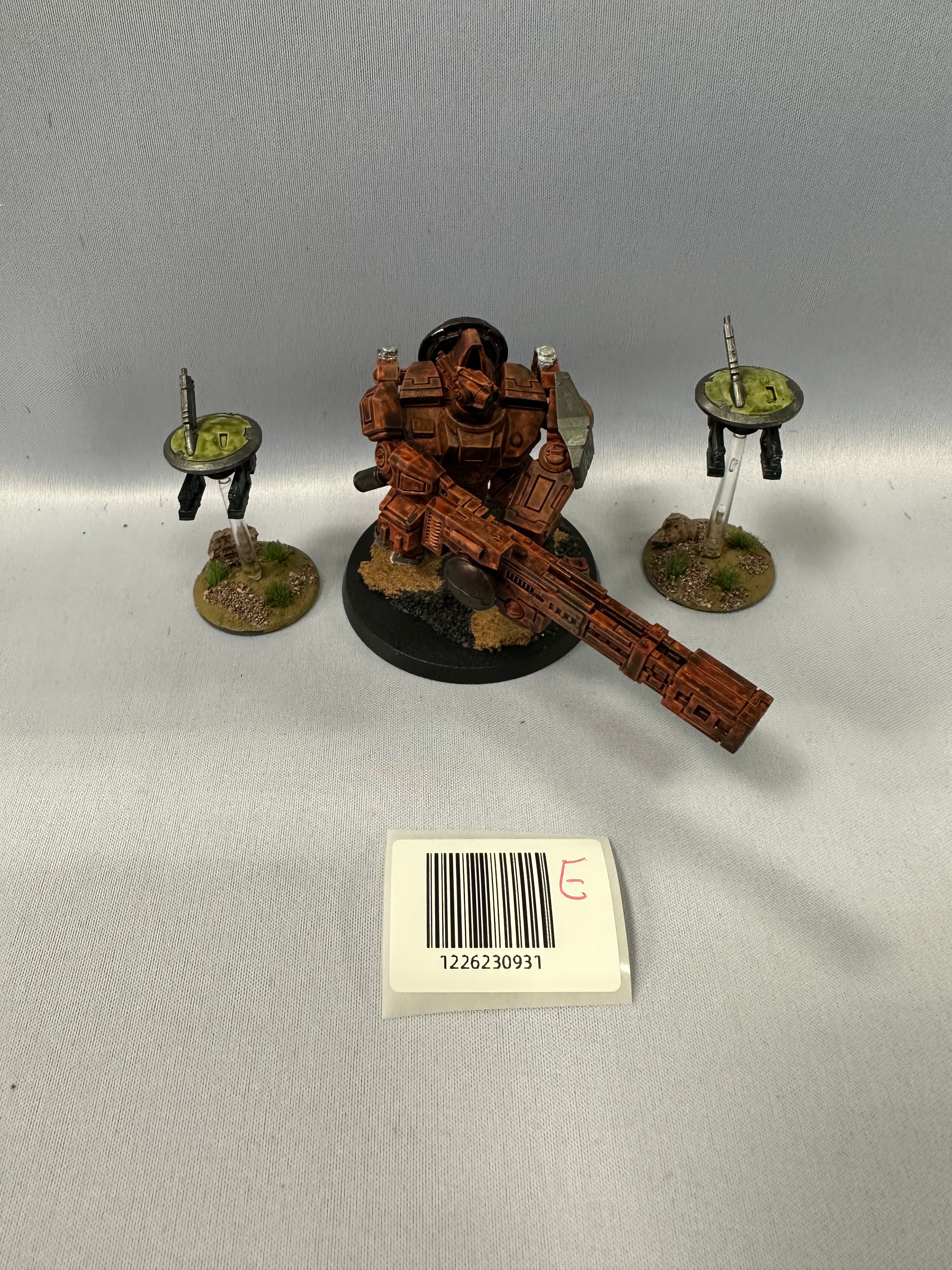 Used Broadside Battlesuit E | Tables and Towers